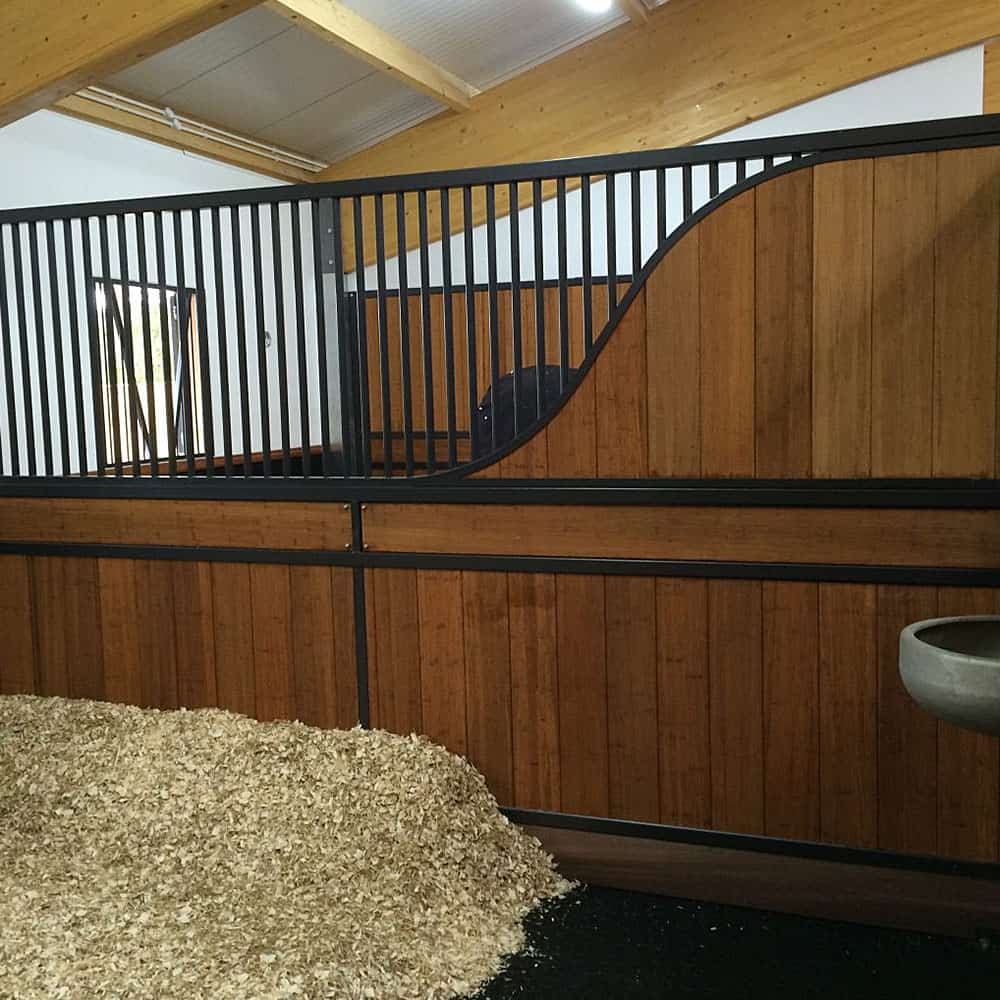 EQUUS Stables EQUUS Stables